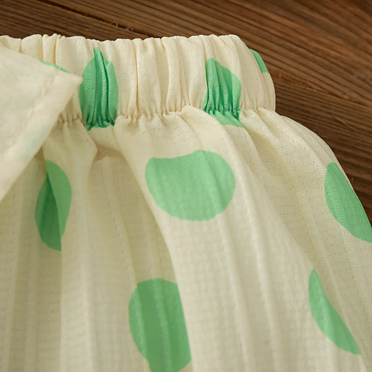 Conjunto de 2 piezas para niñas pequeñas, Top y pantalones cortos sin mangas con lazo de lunares de estilo coreano, traje informal de algodón de verano para bebés recién nacidos para jugar