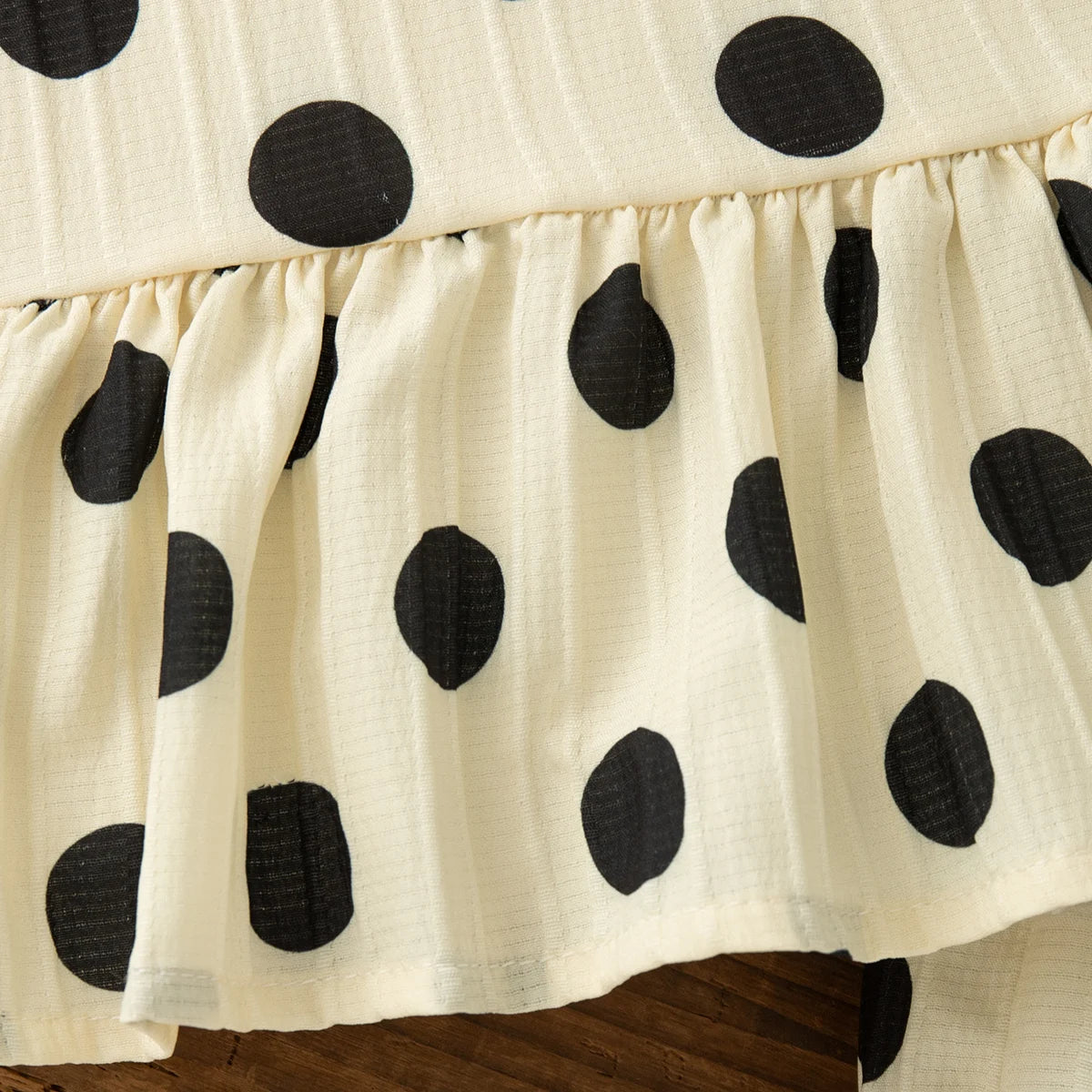 Conjunto de 2 piezas para niñas pequeñas, Top y pantalones cortos sin mangas con lazo de lunares de estilo coreano, traje informal de algodón de verano para bebés recién nacidos para jugar