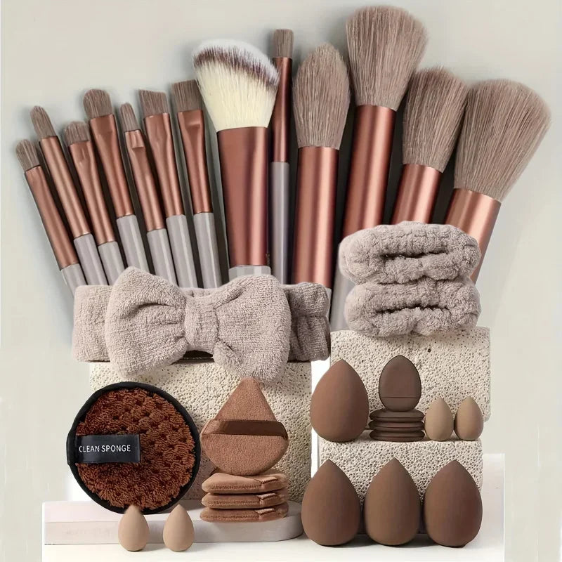 Juego de brochas de maquillaje profesional, 13/33 Uds., con accesorios para la piel combinada, con brochas suaves, adecuado para principiantes