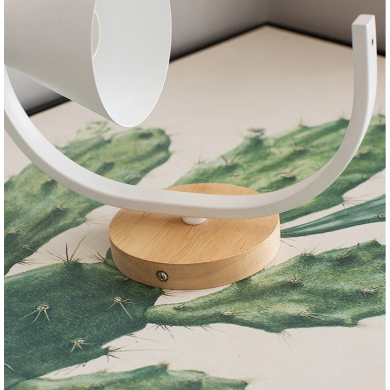 Lámpara de pared de madera moderna, modelo creativo de resina, lámparas de pared para sala de estar, dormitorio, habitación de niños, accesorios de iluminación nórdicos para decoración del hogar